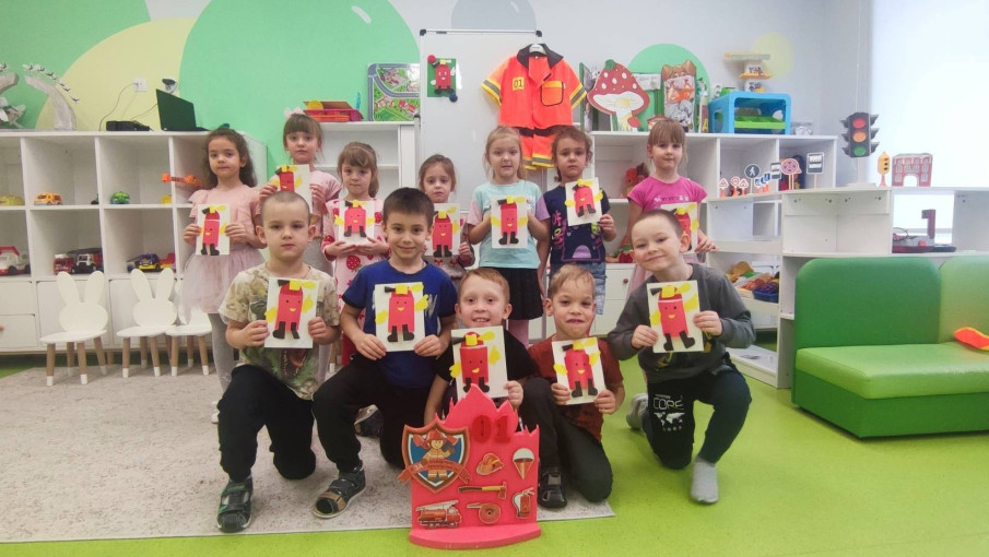 С днем рождения, огнетушитель! С днем рождения, огнетушитель!.